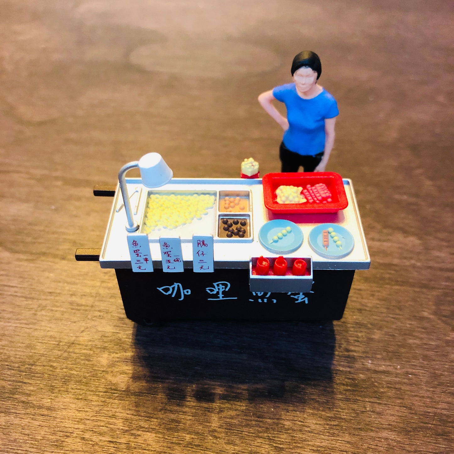 TINY 微影 1/35 Curried Fishball Cartful 咖哩魚蛋車仔檔 03 (ATC35005)