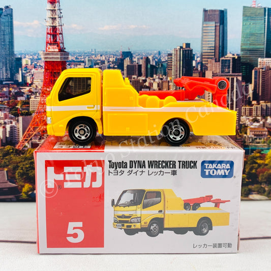 TOMICA 5 Toyota DYNA Wrecker Truck