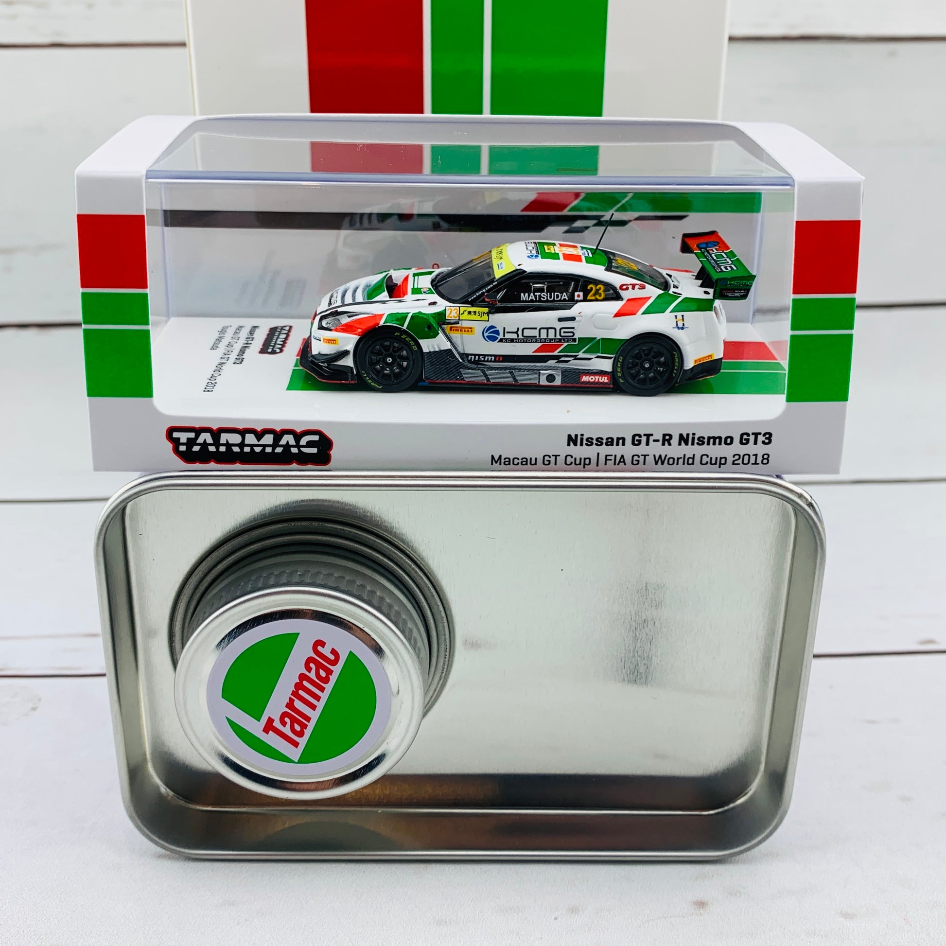 Tarmac Works 1/64 Nissan Nismo GTR GT3 Macau GT Cup - FIA GT World Cup 2018 Tsugio Matsuda includes on 18cm tall Metal Oil Can T64-035-18MGP23