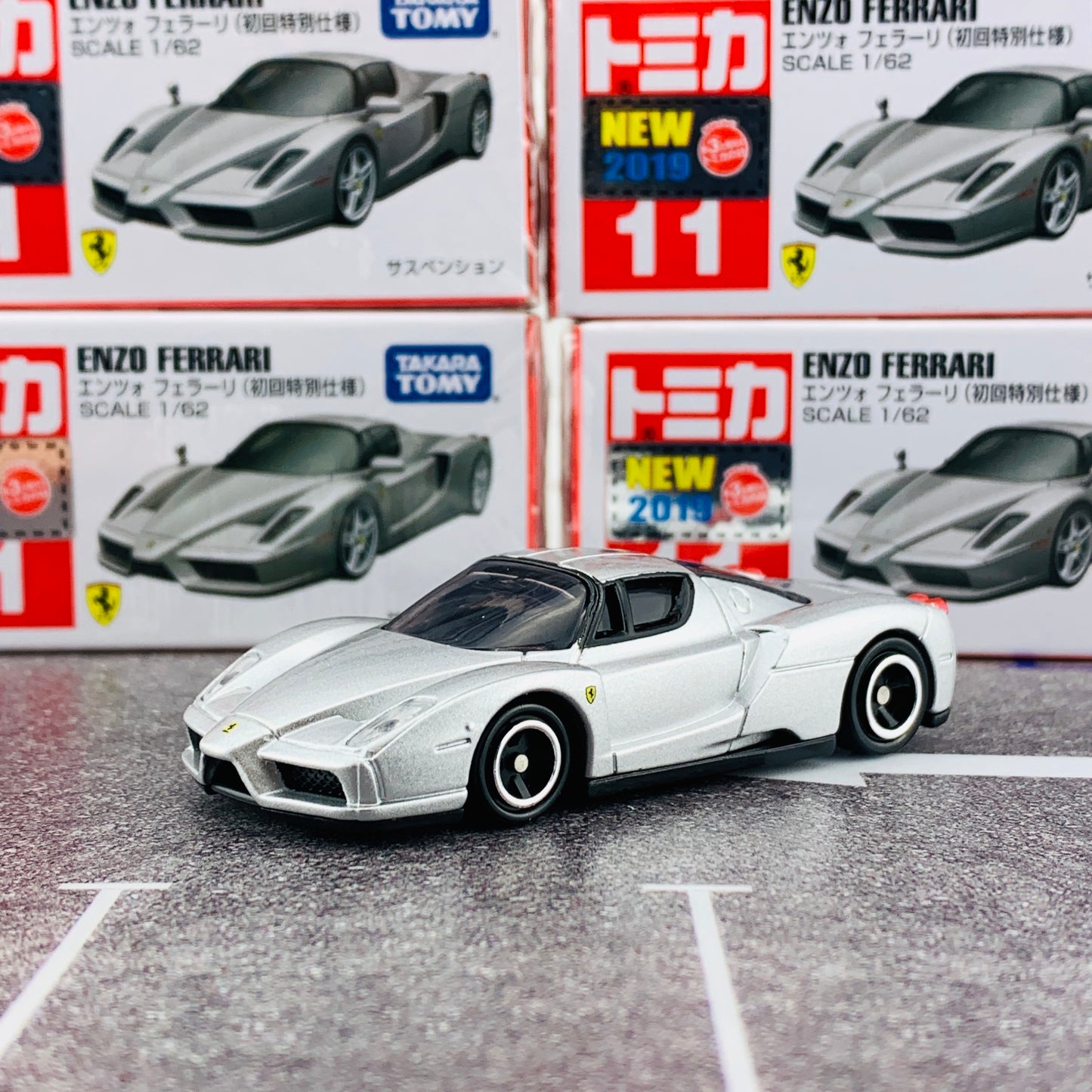 Tomica 11 ENZO FERRARI First Edition (初回特別仕様) SILVER