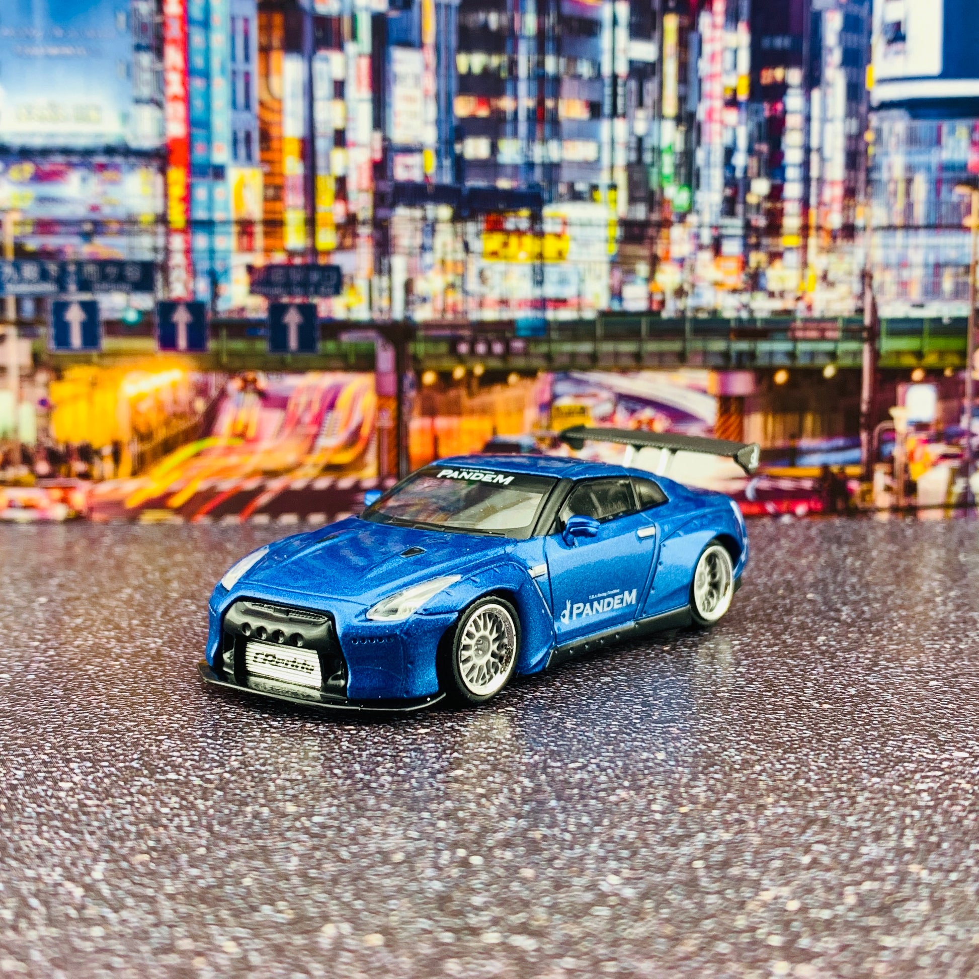 MINI GT 1/64 Pandem Nissan GTR R35 GT Wing Metallic Blue Japan Exclusive RHD MGT00096-R