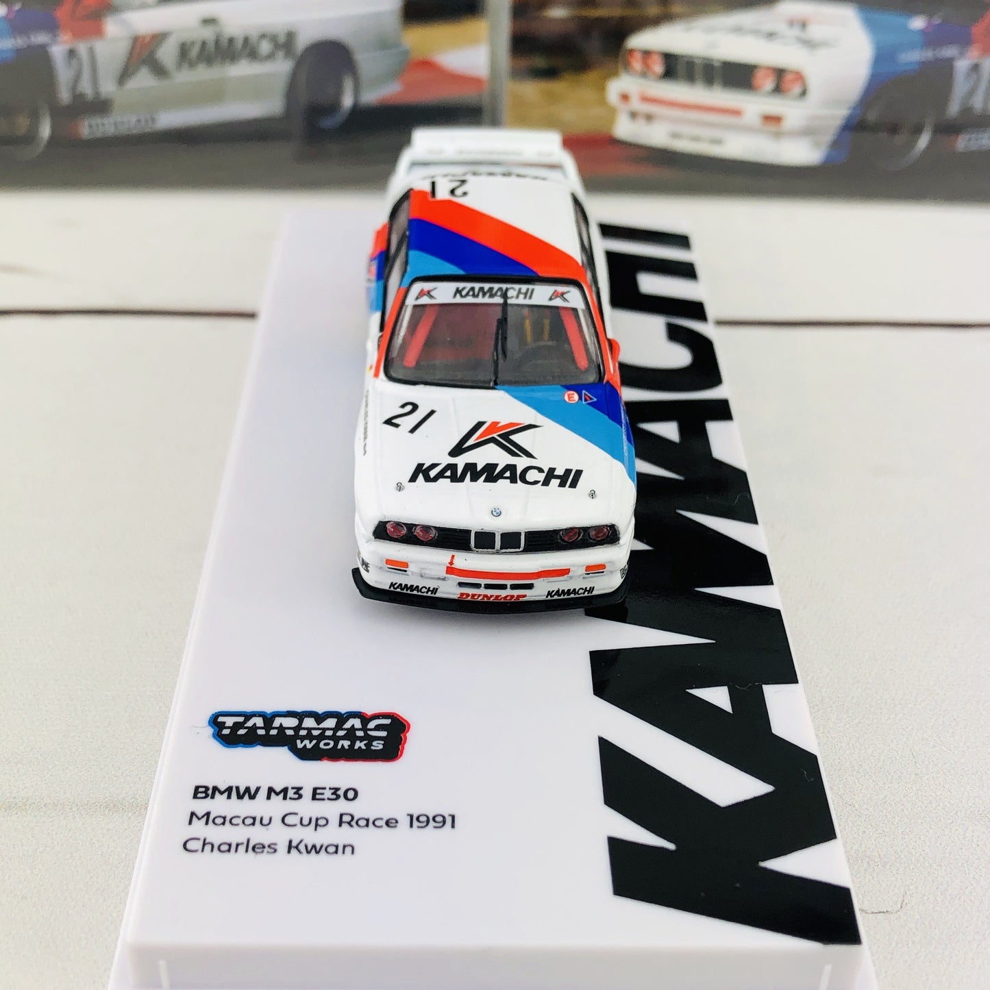 Tarmac Works 1/64 BMW M3 E30 Macau Cup Race 1991 Charles Kwan T64-009-91MCR21