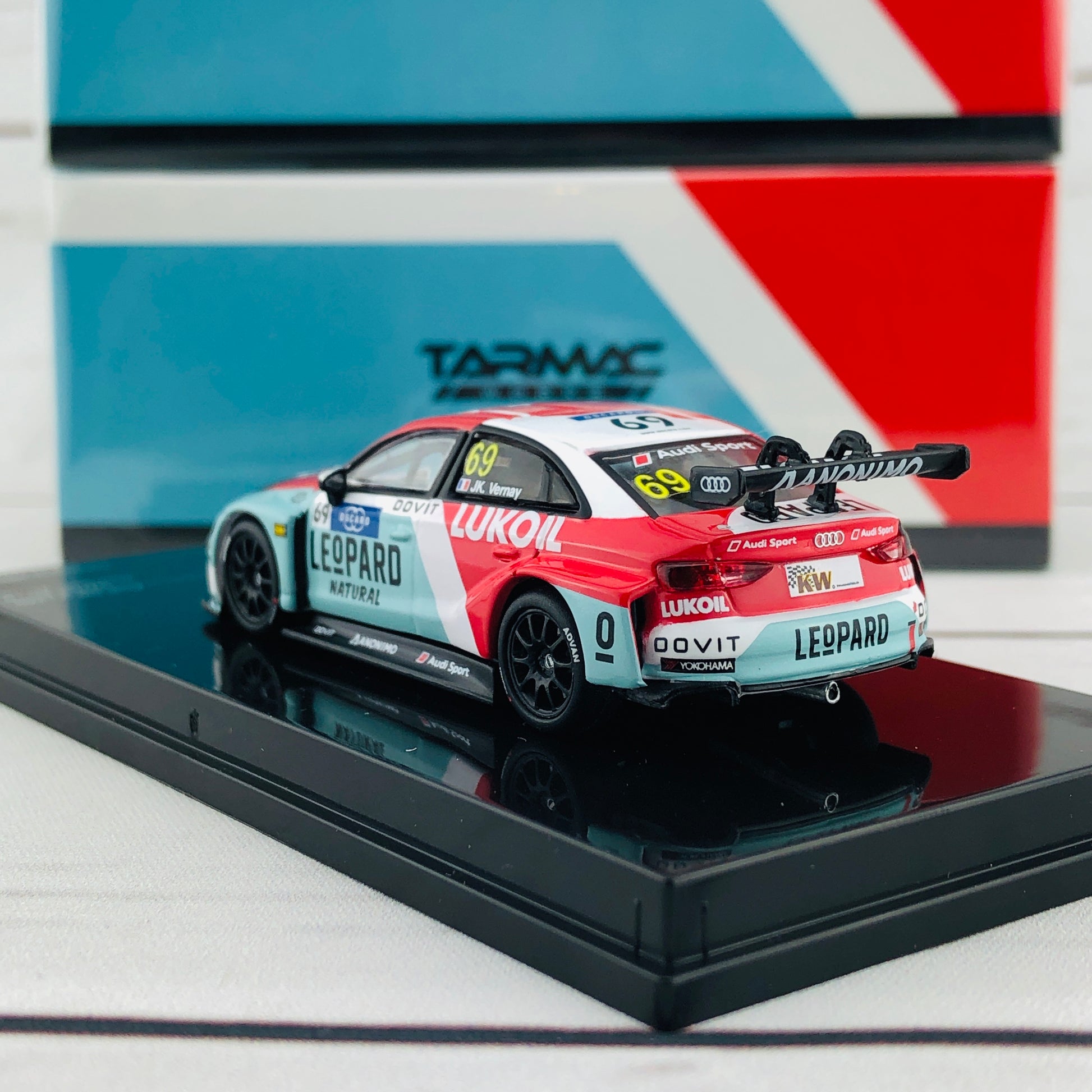 Tarmac Works 1/64 Audi RS3 LMS WTCR 2018 Jean-Karl Vernay Limited to 999pcs T64-013-18WTCR69