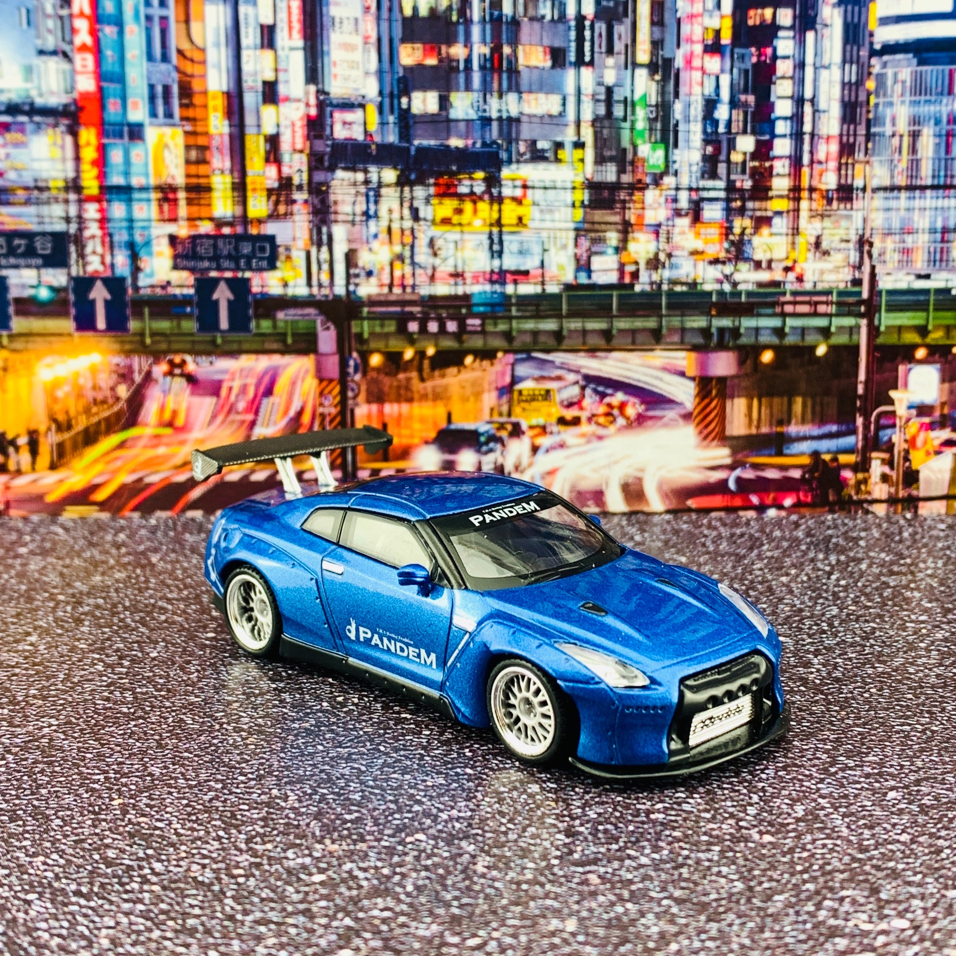 MINI GT 1/64 Pandem Nissan GTR R35 GT Wing Metallic Blue Japan Exclusive RHD MGT00096-R