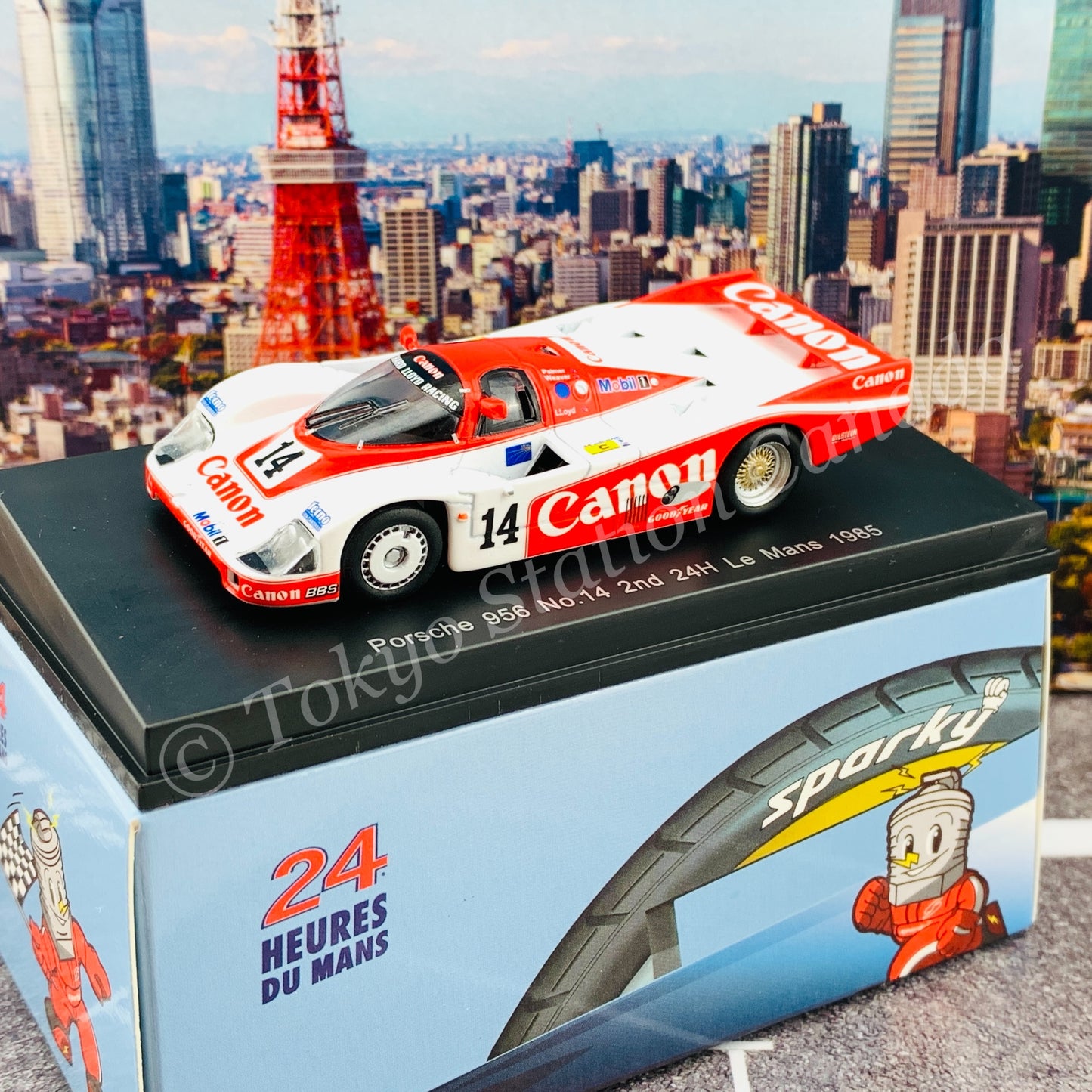 Sparky 1/64 Porsche 956 No.14 2nd 24H Le Mans 1985 J. Palmer - J. Weaver - R. Lloyd Y181