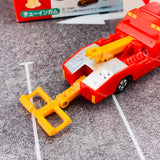 TAKARA TOMY A.R.T.S TOMICA Sign Set #8 - Mitsubishi FUSO CANTER Tow Truck with a road sign stand