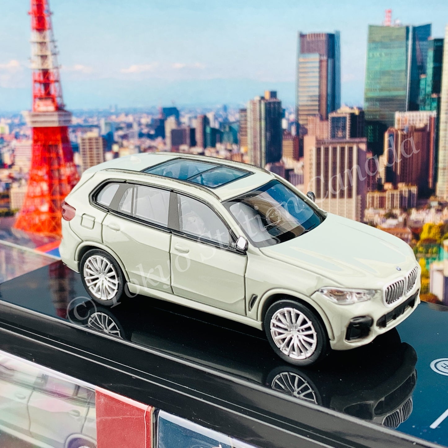 PARA64 1/64 BMW X5 Nardo Grey LHD PA-55188