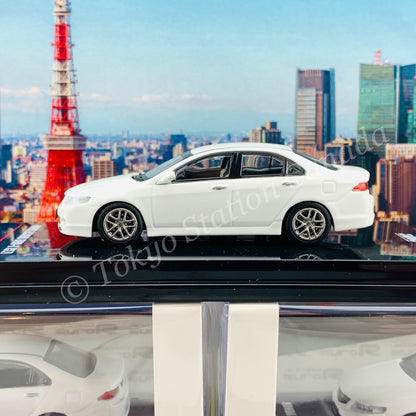 INNO64 1/64 HONDA ACCORD Euro-R CL7 Premium White Pearl W/Extra Wheels and Extra Decals IN64-CL7-PWP