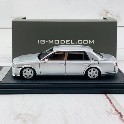 Ignition Model 1/43 Toyota Century UWG60 Silver IG1730