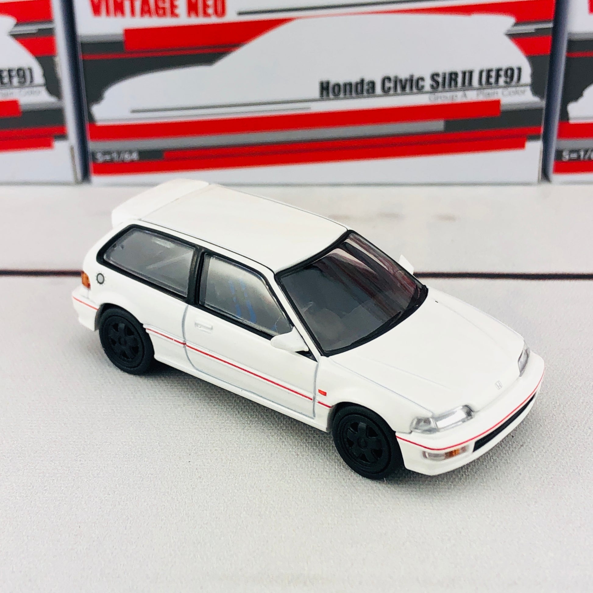 Tomytec Tomica Limited Vintage Neo 1/64 Honda Civic SiR II (EF9) Group A Plain Color Hong Kong Exclusive White