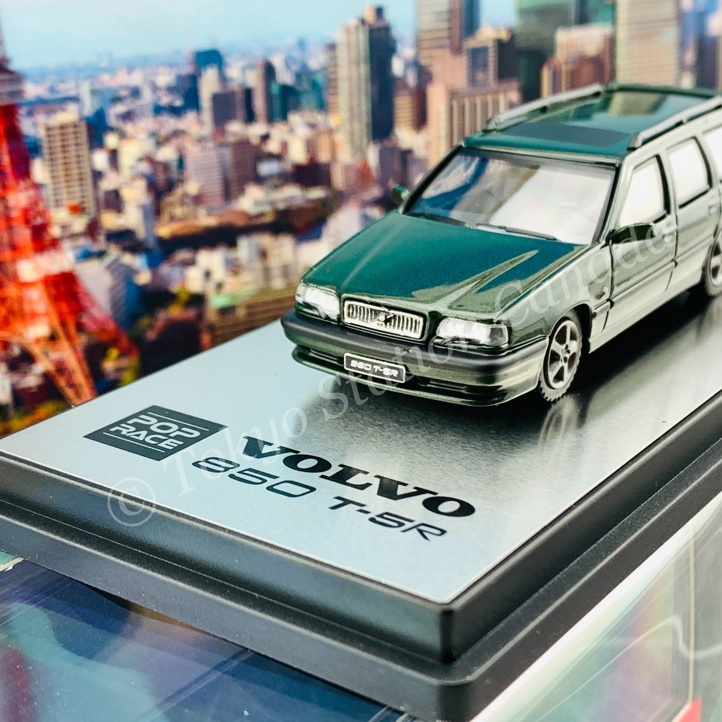 POPRACE 1/64 Volvo 850 T5-R Estate Olive Green Metallic PR64-850-GRN