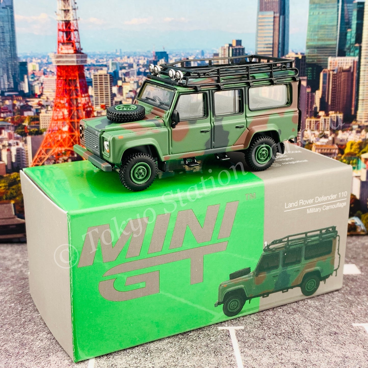 MINI GT 1/64 Land Rover Defender 110 Military Camouflage ToyEast Exclusive RHD MGT00237-R