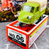 TOMICA EVENT MODEL No. 06 DAIHATSU MIDGET 4904810739401