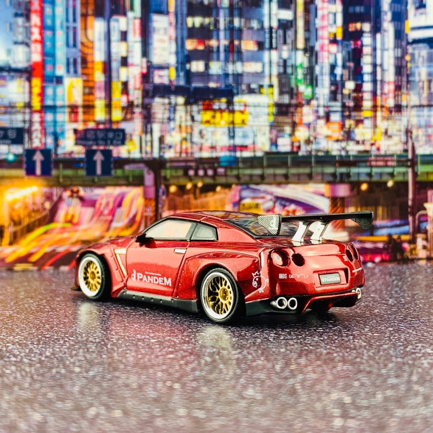 MINI GT 1/64 Pandem Nissan GTR R35 GT Wing Lava Red RHD MGT00092-R