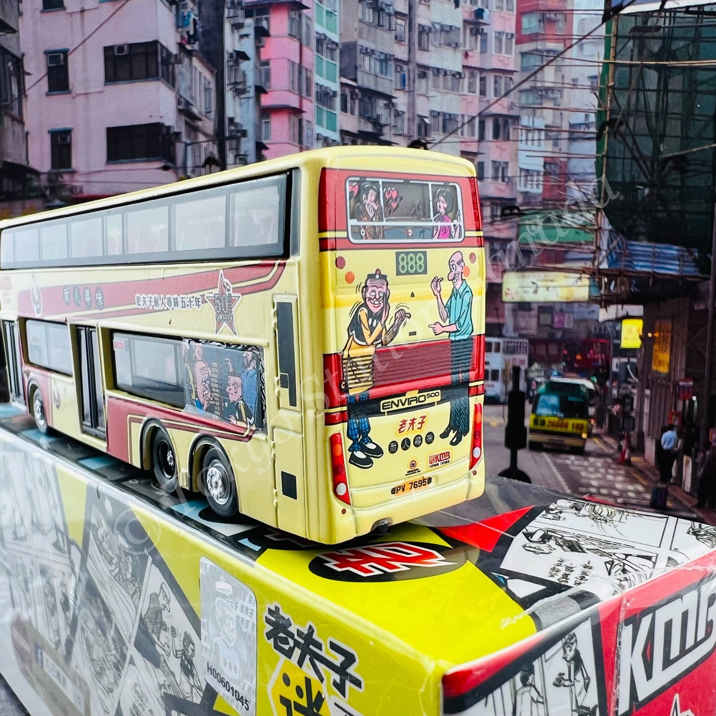 TINY 微影 KMB ADL Enviro500 Old Master Q 老夫子(888) KMB2020009
