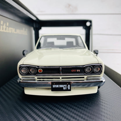 Ignition Model 1/18 Nissan Skyline 2000 GTR KPGC10 White IG1787