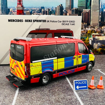 ERA CAR 1/64 52 MERCEDES - BENZ SPRINTER UK Police Car (BX19 GXG) MB22SPR5201