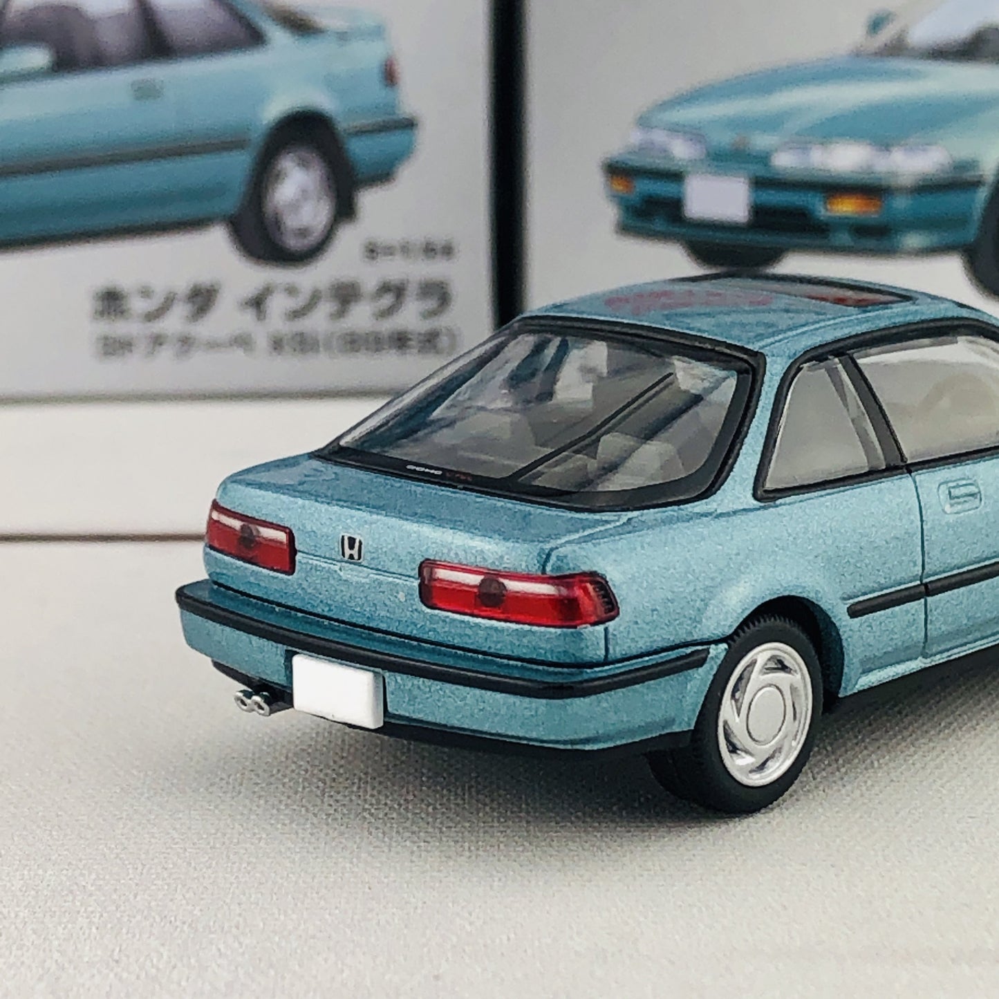 Tomytec Tomica Limited Vintage Neo 1/64 LV-N193b Honda Integra 3 Door Coupe XSi Blue (1989)