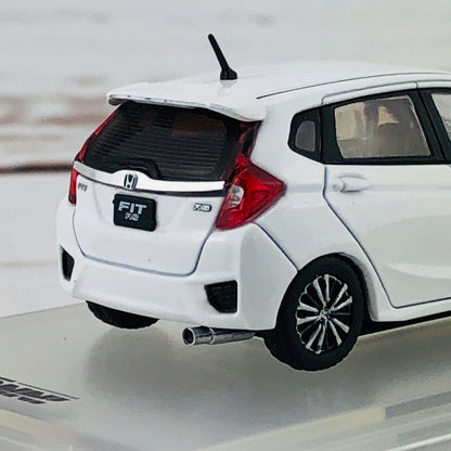 INNO64 1/64 Honda Fit 3 RS White IN64-GK5-WH3X1