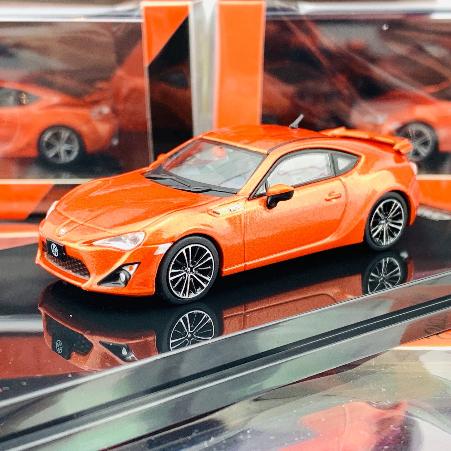 INNO64 1/64 TOYOTA GT 86 2014 Orange  IN64-GT86-ORG