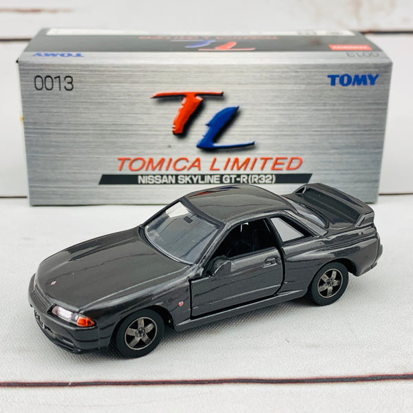 Tomica Limited 0013 Nissan Skyline GTR R32