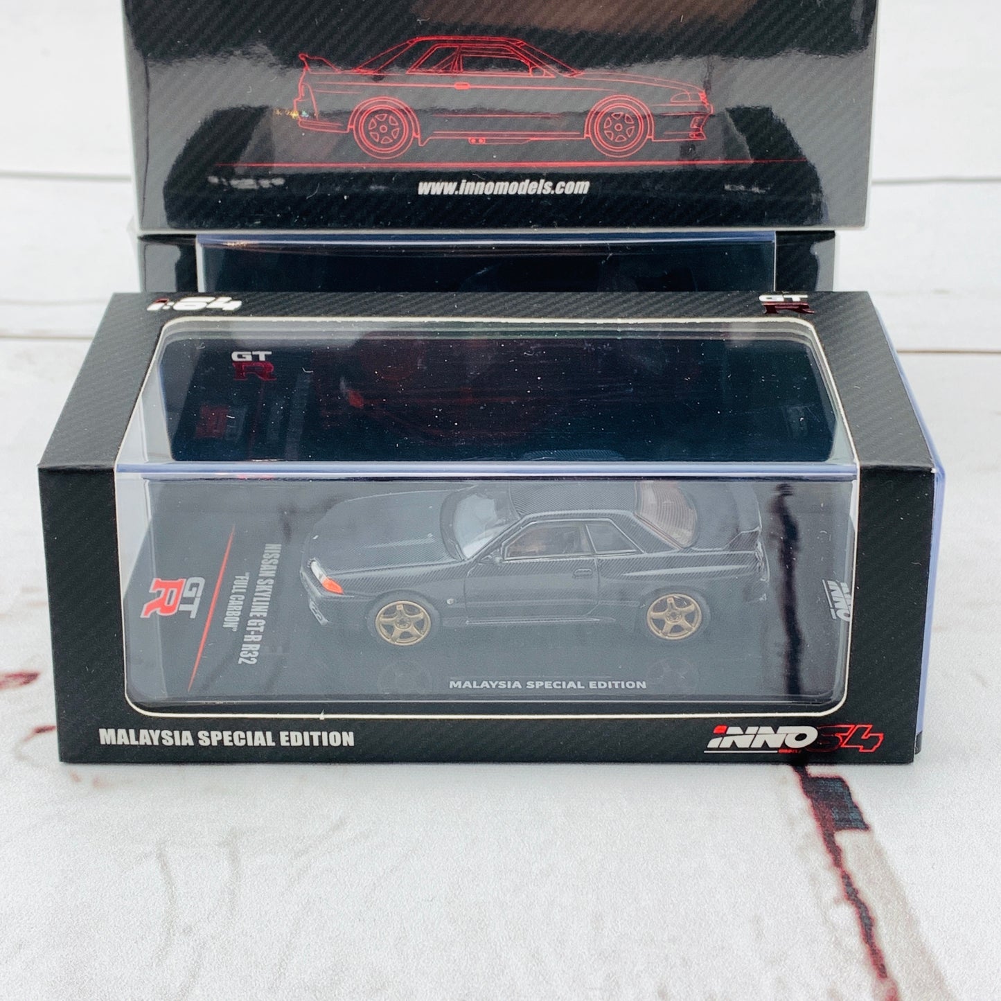 INNO64 1/64 Nissan Skyline GTR R32 Full Carbon Malaysia Special Edition IN64-R32-CBMS