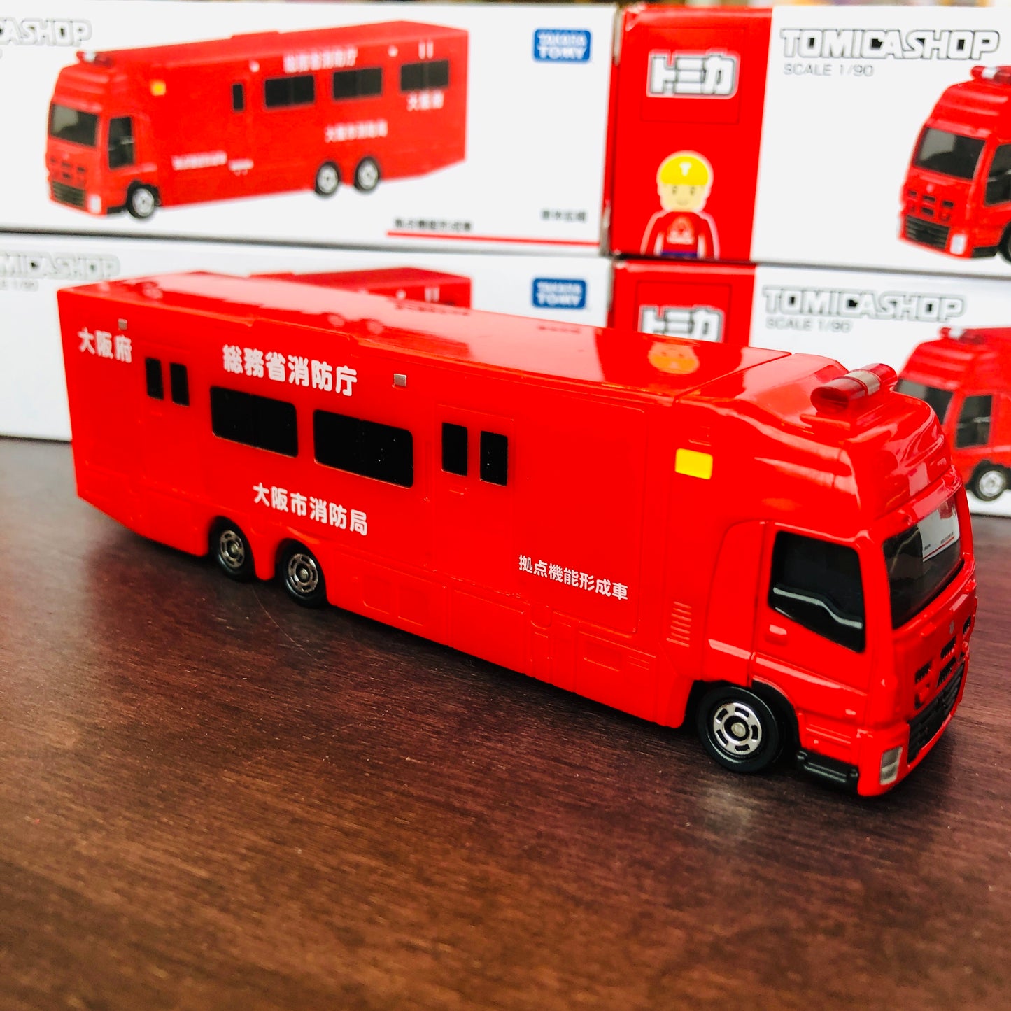 Tomica Shop Original Model Isuzu Giga Base Funcional Formable Truck Osaka Fire Department