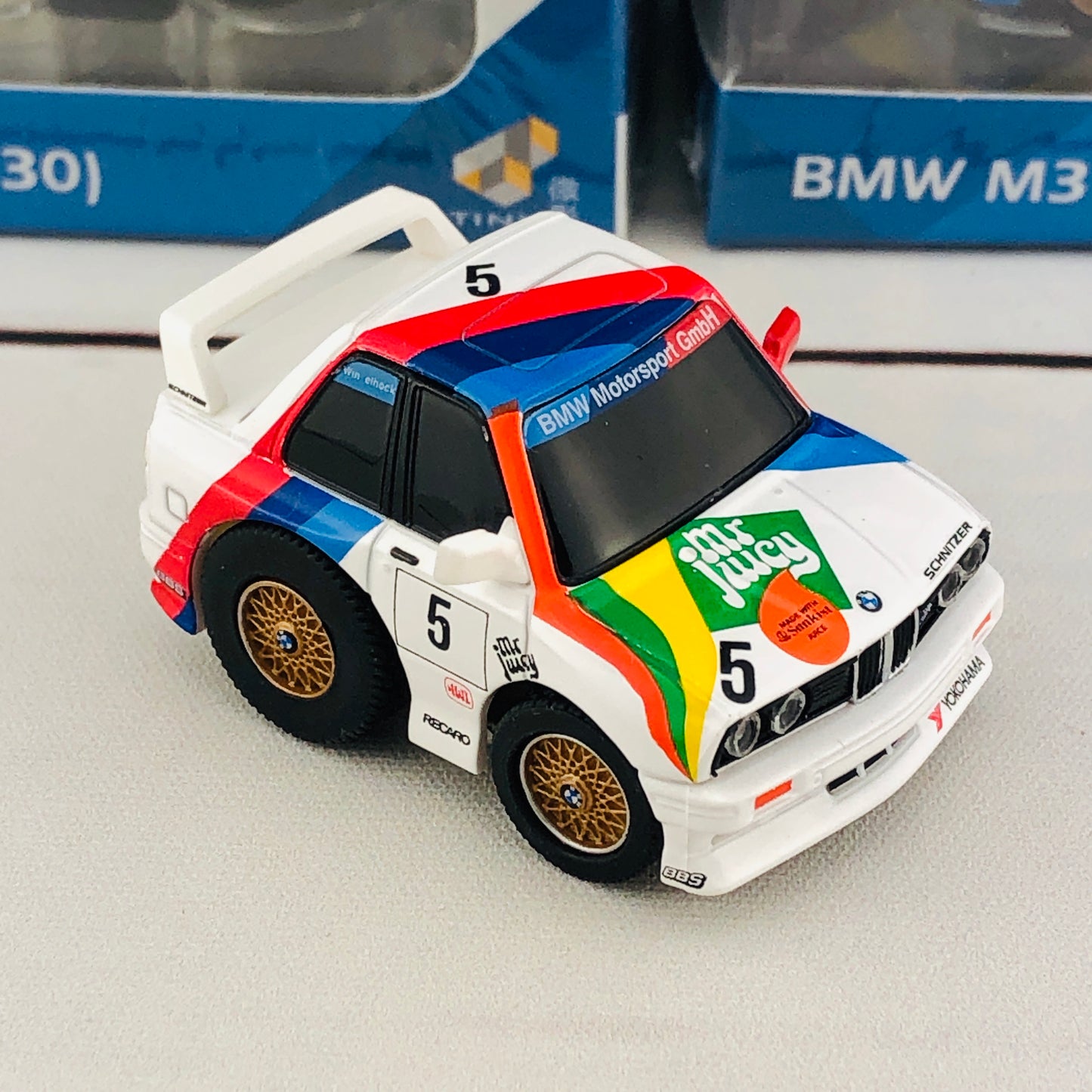 Tiny Q Pro-Series 04 - BMW M3 E30 (No.5 Mr Juicy) TinyQ-04-S3