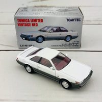 Tomica Limited Vintage 1/64 Nissan Leopard 2.0XS-II White/Silver (1987) LV-N118c