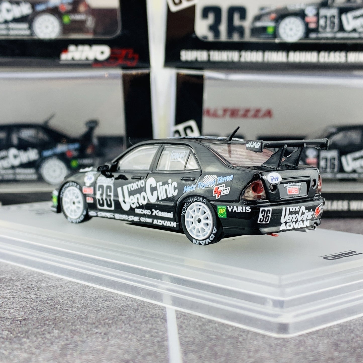INNO64 1/64 TOYOTA ALTEZZA #36 "UENO CLINIC TOM'S"  Super Taikyu 2000 Final Round Class Winner IN64-RS200-UCST