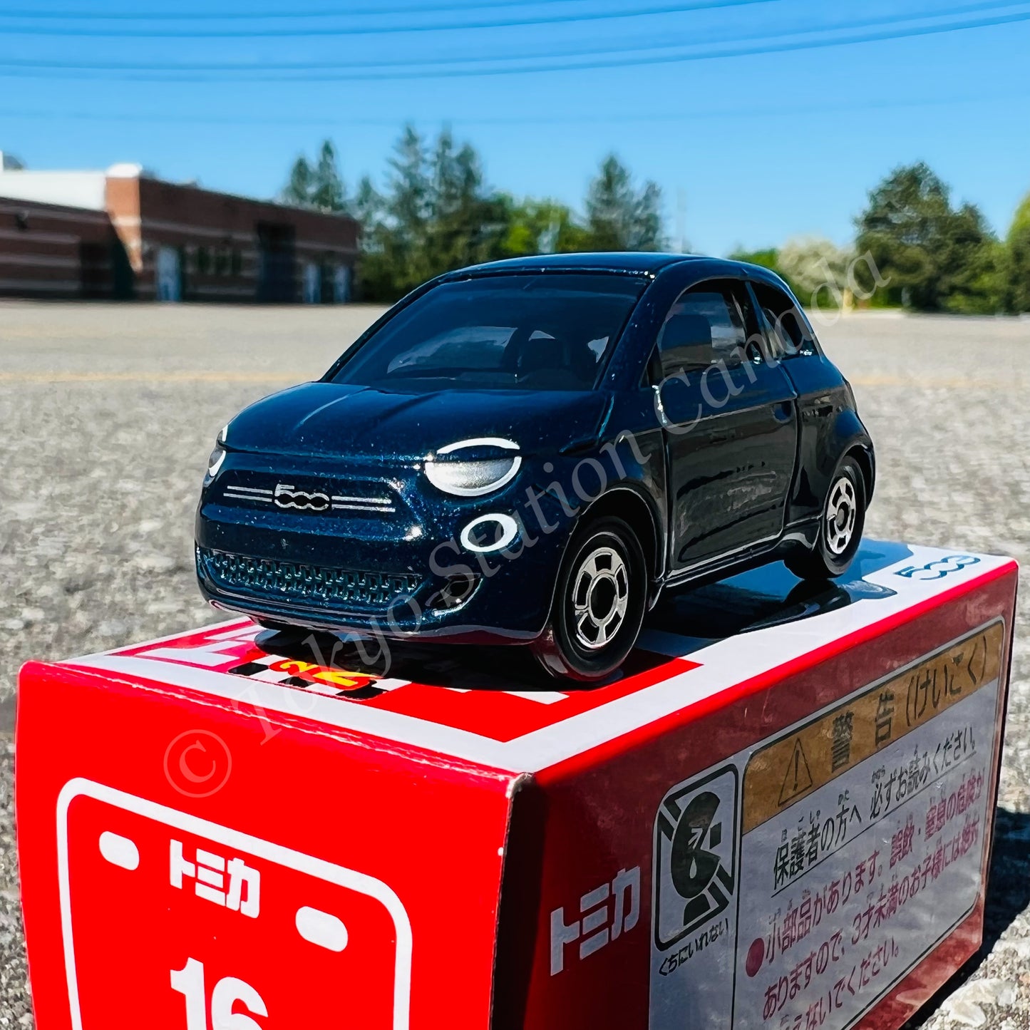 TOMICA 16 Fiat 500e "First Edition 初回特別仕様"