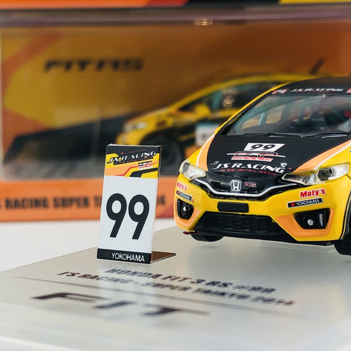 INNO64 HONDA FIT 3 RS #99 J'S Racing - Super Taikyu 2014 CARLOVERDIECAST Special Edition IN64-GK5-JS99