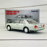Tomica Limited Vintage 1/64 Nissan Cedric Brougham VIP LV-N181b