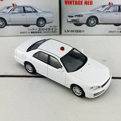 Tomica Limited Vintage 1/64 Nissan Skyline 25GT-X LV-N126a (2000)