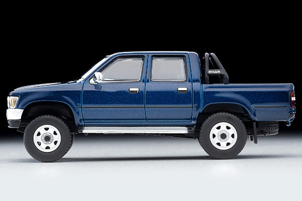 TOMYTEC Tomica Limited Vintage NEO 1/64 Toyota Hilux 4WD Pickup Double Cab SSR (Navy Blue) 1995 Model LV-N255a