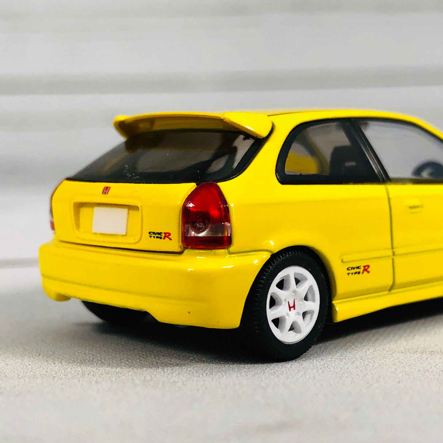 Tomica Limited Vintage Tomytec Hong Kong Edition Honda Civic Type R EK9 Yellow