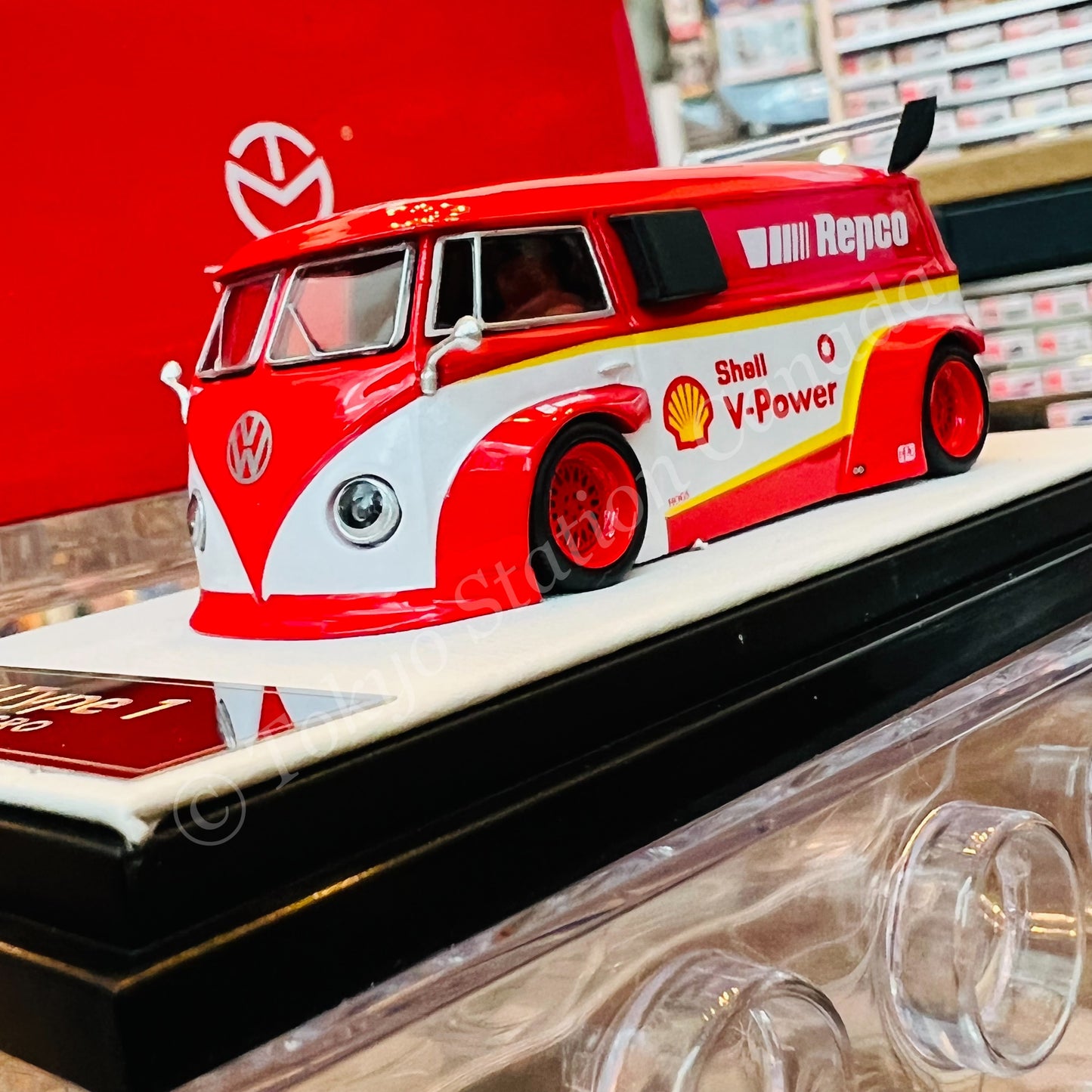 TIME MICRO 1/64 VW T1 SHELL with Figurine 6952009202139