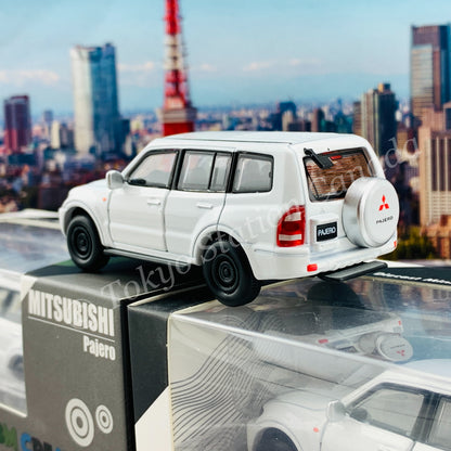 BM CREATIONS JUNIOR 1/64 Mitsubishi Pajero 3rd Generation 2003 WHITE LHD 64B0039