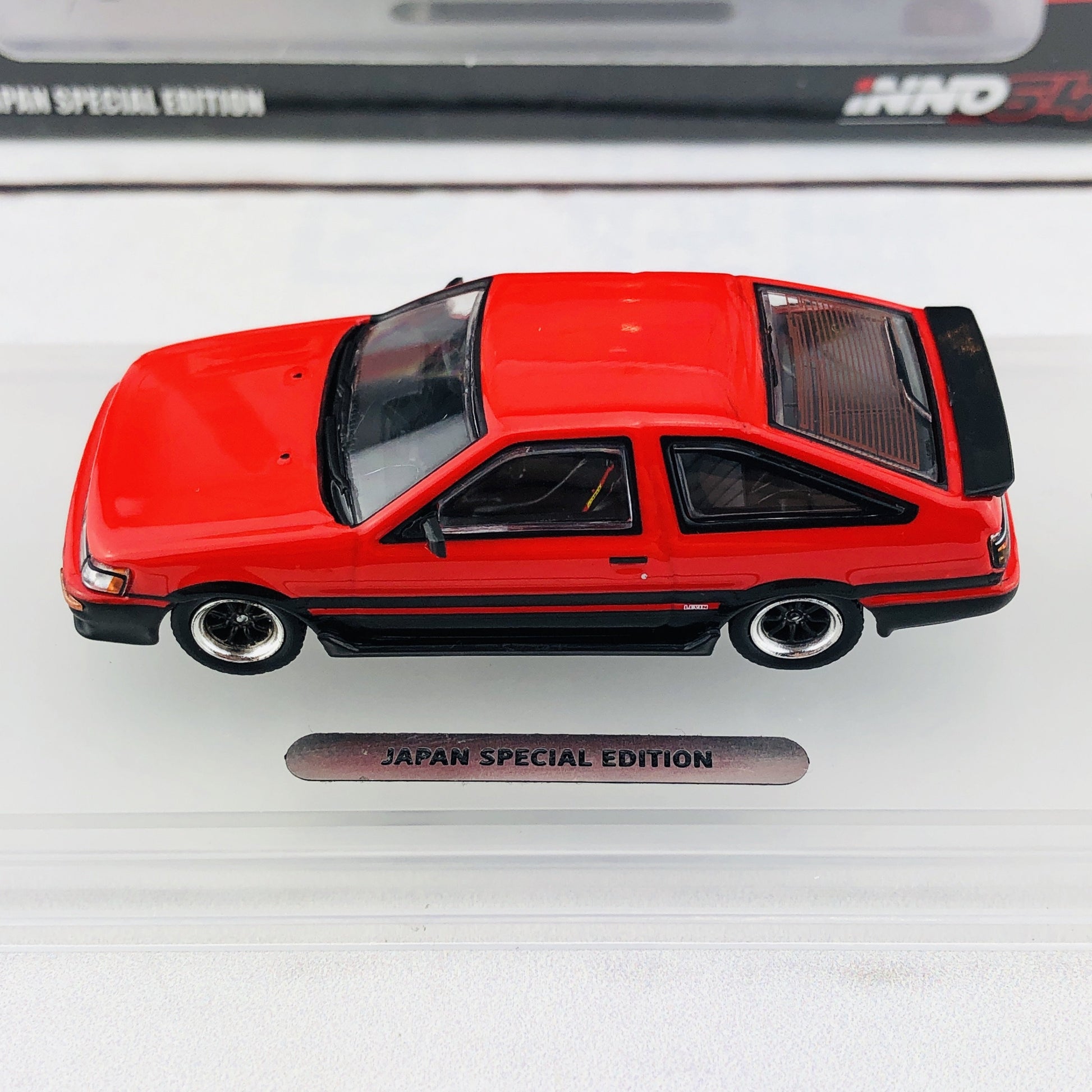 INNO64 TOYOTA COROLLA AE86 LEVIN Japan Special Edition IN94-AE86-REJS