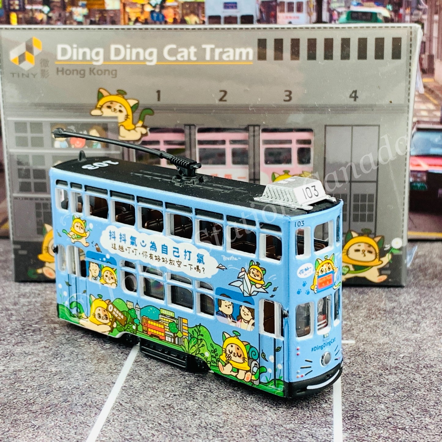TINY 微影 52 Hong Kong Tram (6th-generation) Ding Ding Cat Light Blue/Pink ATC65222