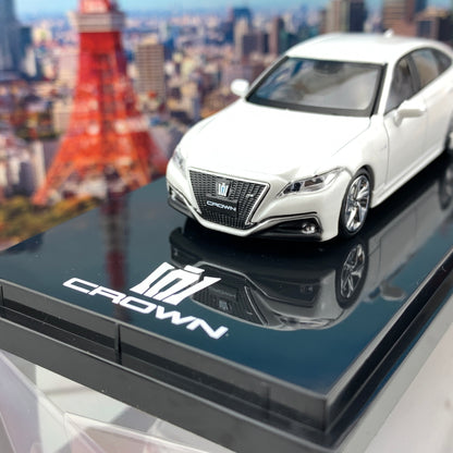 HOBBY JAPAN 1/64 Toyota CROWN 2.5L RS Advance HYBRID White Pearl HJ641009HW