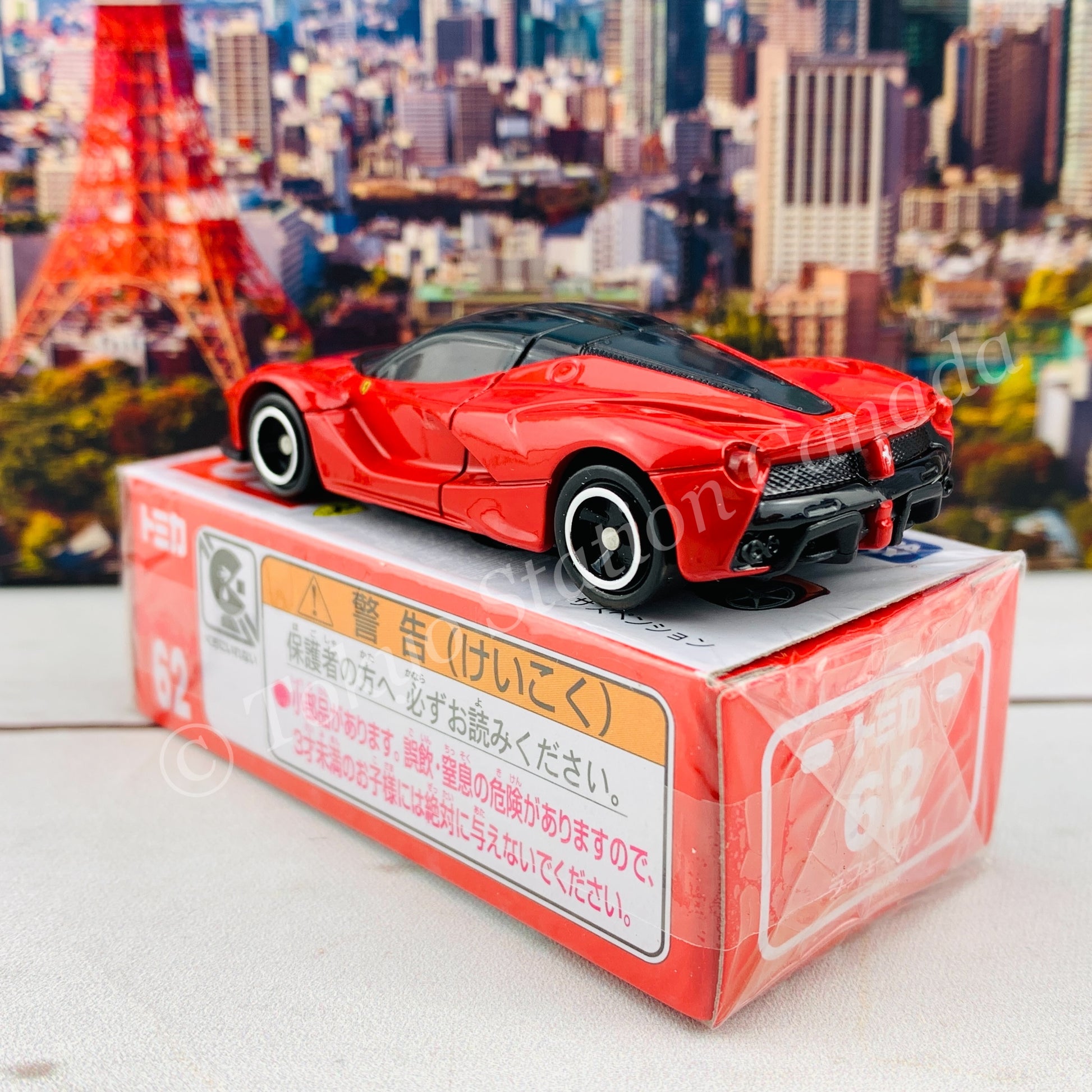 TOMICA 62 LaFerrari