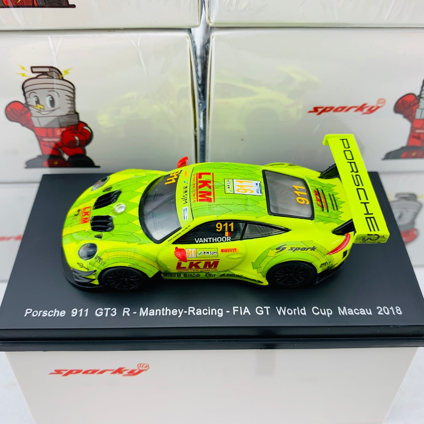 Sparky 1/64 PORSCHE 911 GT3 R NO.911 MANTHEY-RACING FIA GT WORLD CUP MACAU 2018 LAURENS VANTHOOR Y127