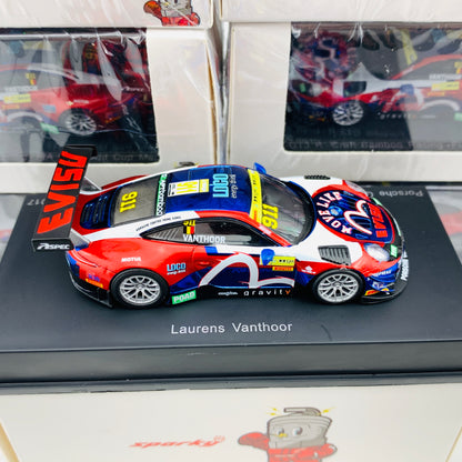 Sparky 1/64 PORSCHE GT3 R - Craft Bamboo Racing - FIA GT World Cup Macau 2017 Laurens Vanthoor Y161