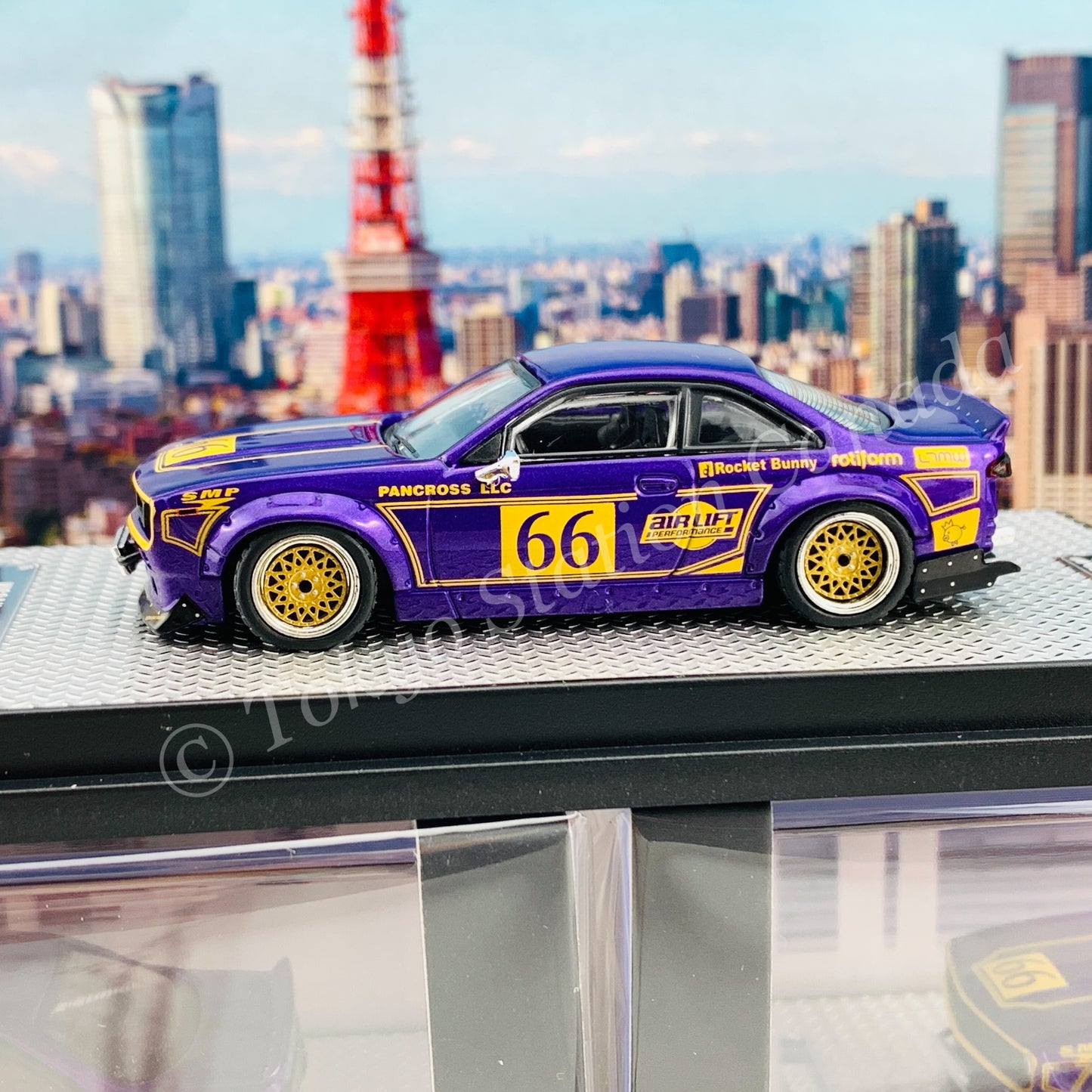 INNO64 1/64 NISSAN SILVIA S14 ROCKET BUNNY BOSS AERO Metallic Purple IN64-S14B-MP