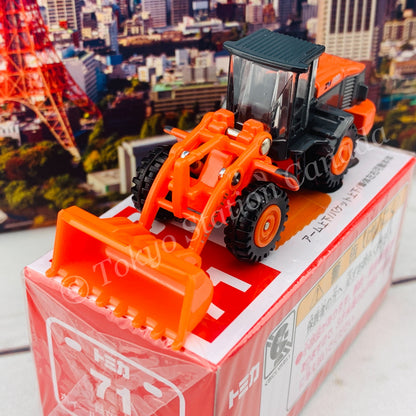 TOMICA 71 Hitachi Construction Machinery Wheel Loader ZW220