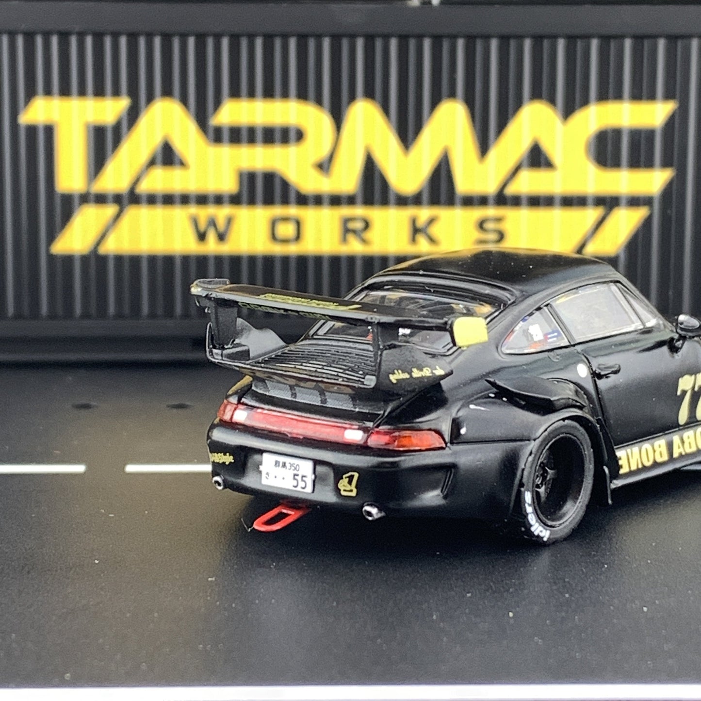Tarmac Works 1/64 RWB 993 OBA BONE T64-017-OB