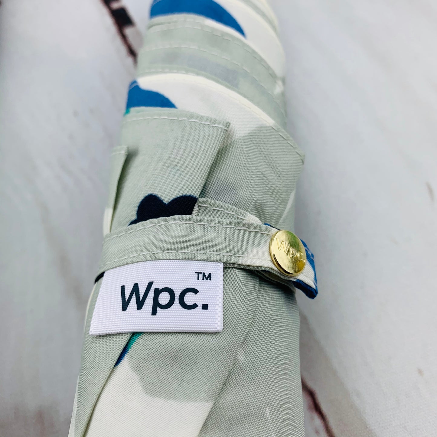 Wpc. Folding Umbrella with storage bag 552-116 BL
