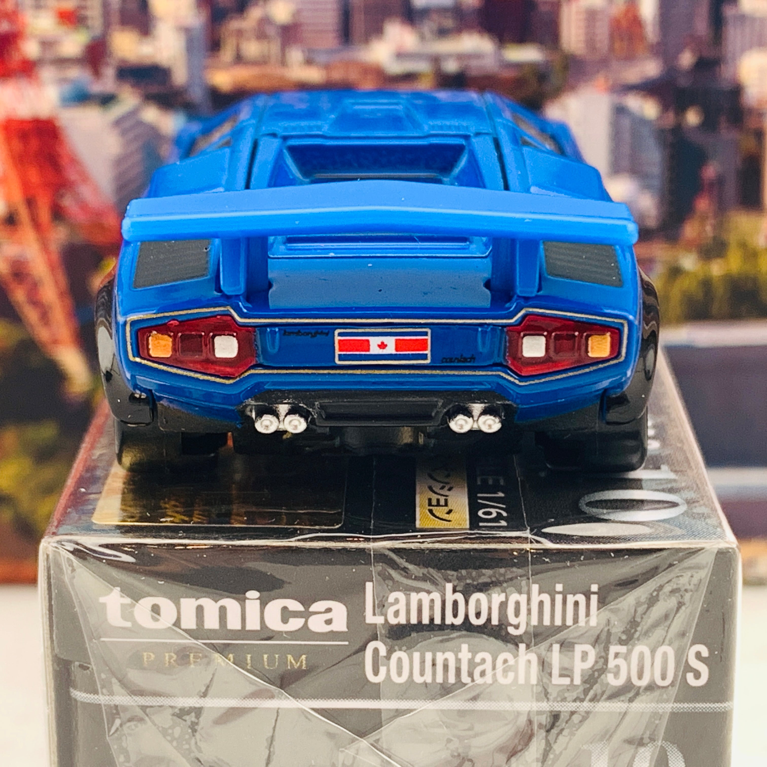 Tomica Premium 10 Lamborghini Countach LP500S – Tokyo Station