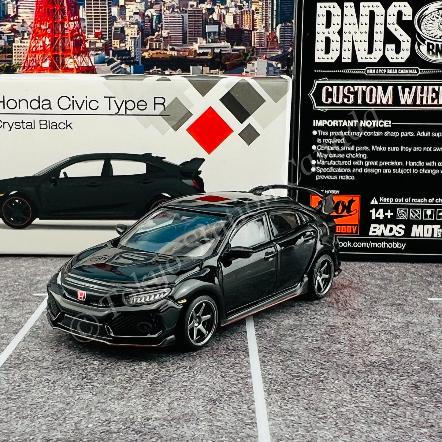 MINI GT 1/64 Honda Civic Type R (FK8) Crystal Black LHD with BNDS BC26401-GM wheels
